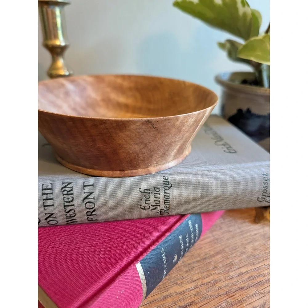 Vintage JMB 1996 Hand Turned Wood Bowl Signed Artisan Studio‎ Craft 6.5 Inch